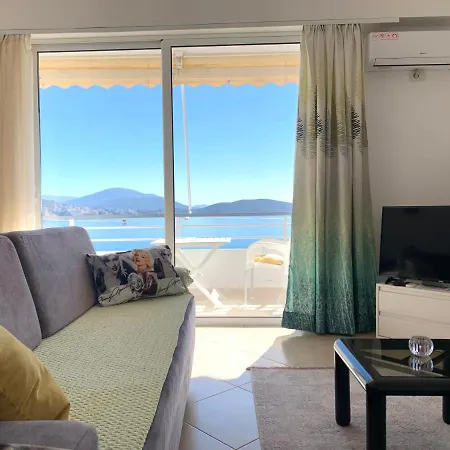 Modern In Saranda! Amazing Sea View! Appartamento